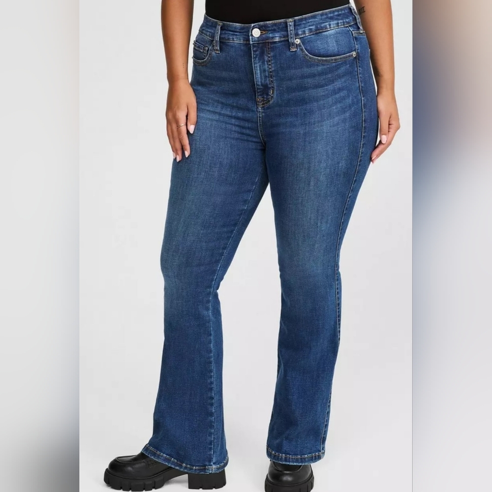 Route 66 Women's Size 14 Dark Blue True Fit Flare Leg Denim Jeans GUC